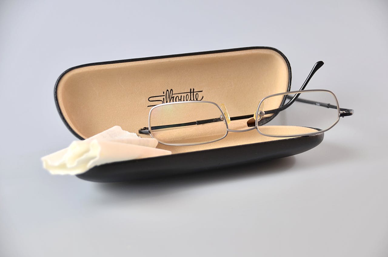Featured image for “Beyond Eyewear: Creative Uses for Leather Eyeglasses Case”